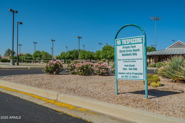 566 W LOVE Road, San Tan Valley, AZ 85143