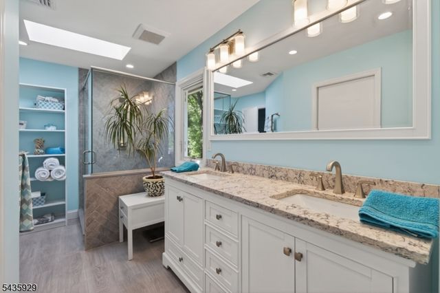32 1St St, Florham Park Boro, NJ 07932