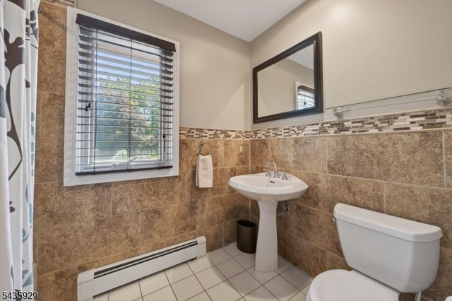 32 1St St, Florham Park Boro, NJ 07932