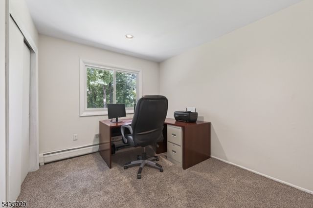 32 1St St, Florham Park Boro, NJ 07932