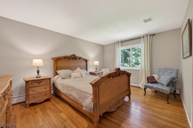 32 1St St, Florham Park Boro, NJ 07932
