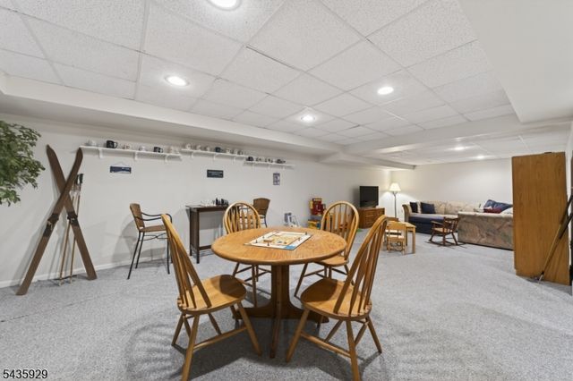 32 1St St, Florham Park Boro, NJ 07932