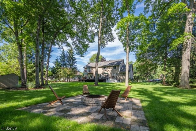 32 1St St, Florham Park Boro, NJ 07932