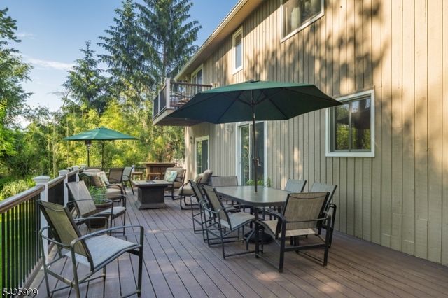 32 1St St, Florham Park Boro, NJ 07932