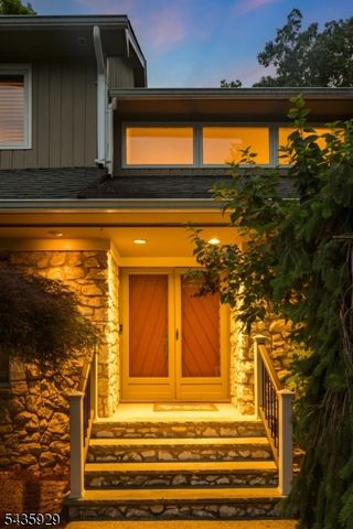 32 1St St, Florham Park Boro, NJ 07932