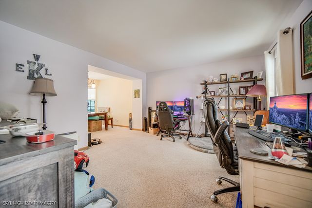 1465 Bridgeport Lane, Aurora, IL 60504