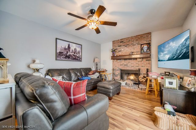 1465 Bridgeport Lane, Aurora, IL 60504