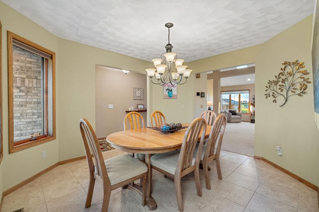 2908 5th Avenue SW, Austin, MN 55912