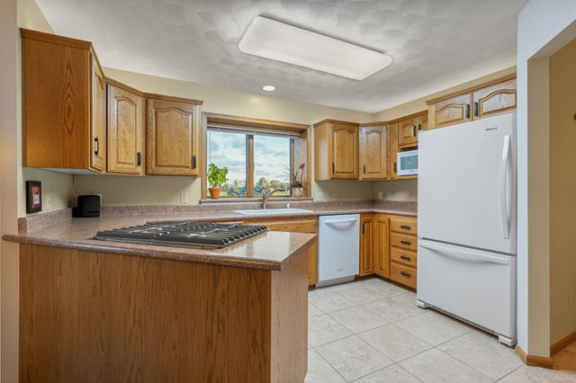 2908 5th Avenue SW, Austin, MN 55912