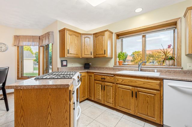 2908 5th Avenue SW, Austin, MN 55912