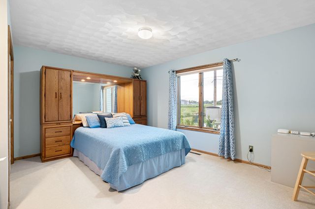 2908 5th Avenue SW, Austin, MN 55912