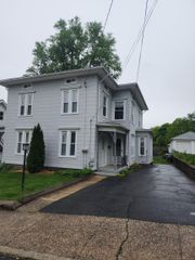 27 Seymour Street, Bristol, CT 06010