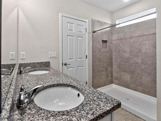 1612 ASPEN AVENUE, Davenport, FL 33837