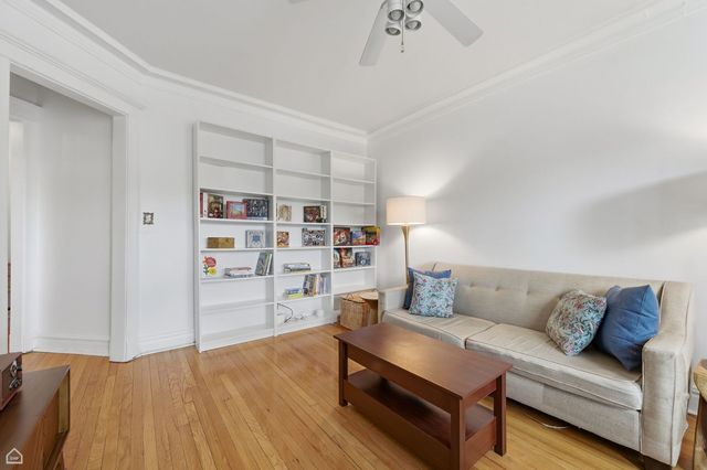 1233 E 53rd Street 2, Chicago, IL 60615