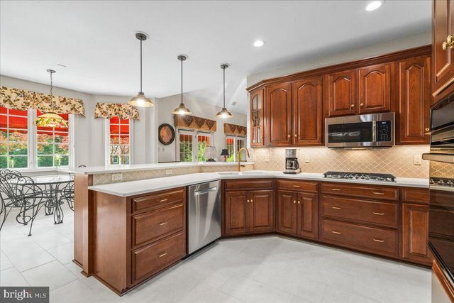 9743 REDAMAR DR, Hagerstown, MD 21740