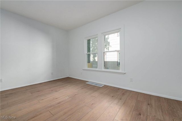 1488-1490 W 112th Street, Cleveland, OH 44102