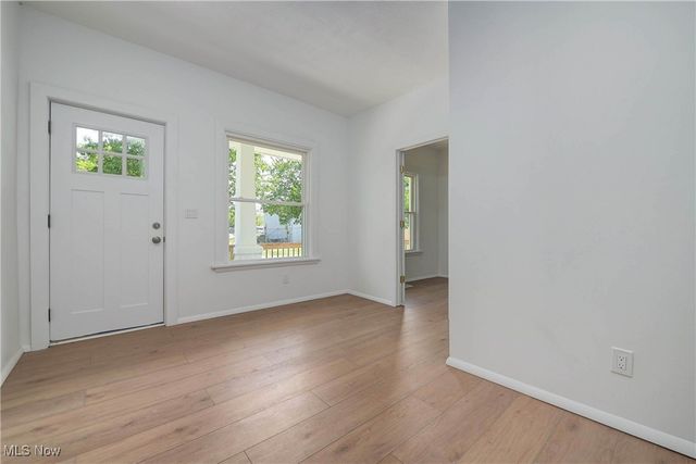 1488-1490 W 112th Street, Cleveland, OH 44102