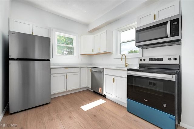 1488-1490 W 112th Street, Cleveland, OH 44102