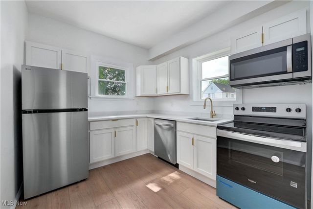 1488-1490 W 112th Street, Cleveland, OH 44102