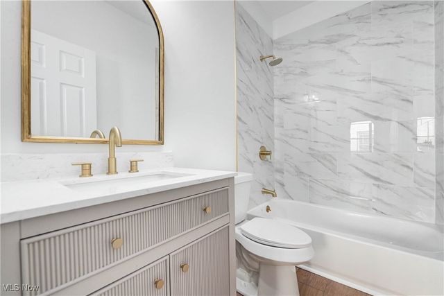 1488-1490 W 112th Street, Cleveland, OH 44102