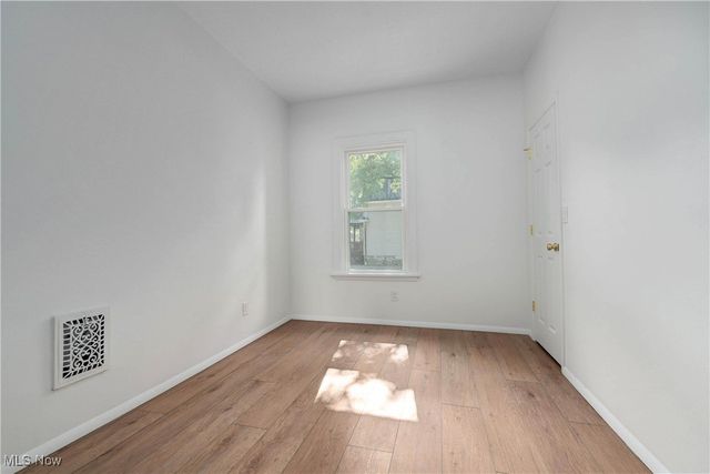 1488-1490 W 112th Street, Cleveland, OH 44102