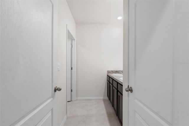 821 SUN BURST ROAD, Winter Haven, FL 33880