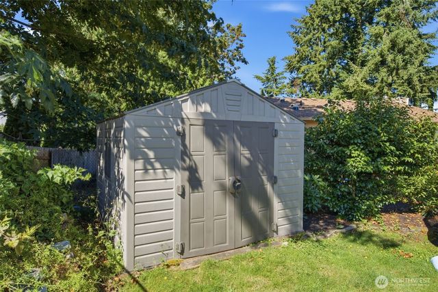 1814 Agate Court NW, Poulsbo, WA 98370