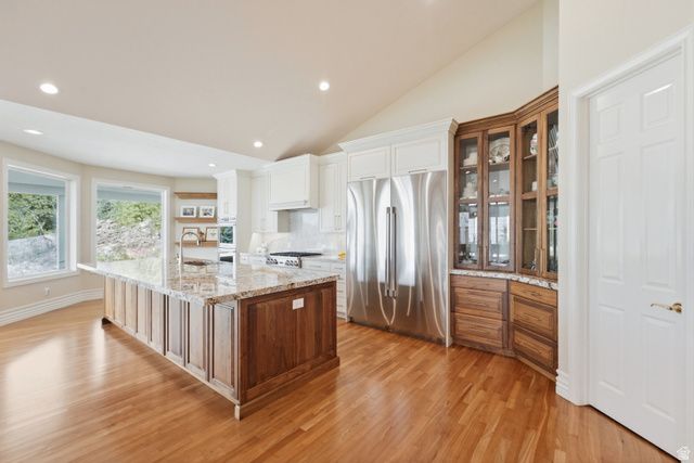 1756 S STONE HOLLOW DR, Bountiful, UT 84010