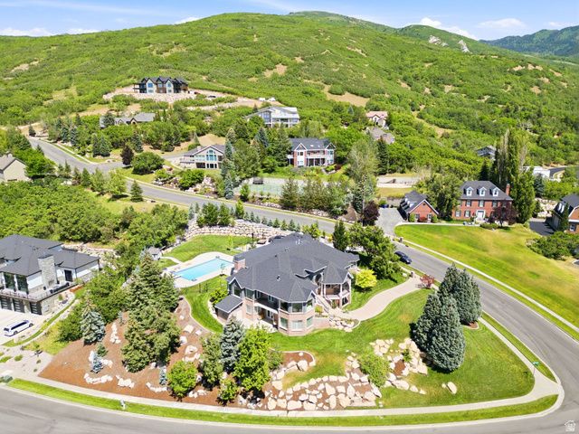 1756 S STONE HOLLOW DR, Bountiful, UT 84010