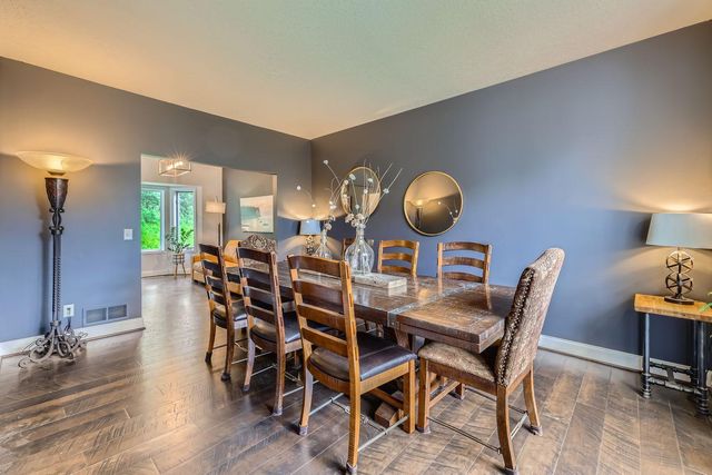 14925 Oak Ridge Court W, Burnsville, MN 55306