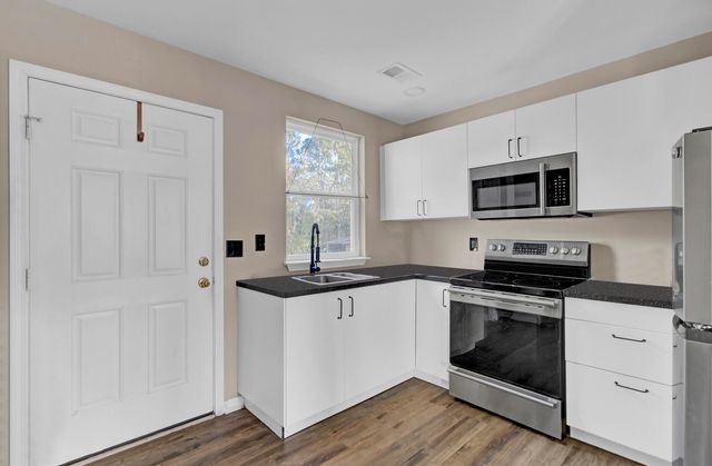 1243 Pineville Circle, Pineville, SC 29468