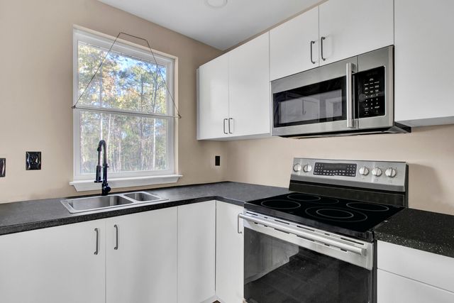 1243 Pineville Circle, Pineville, SC 29468