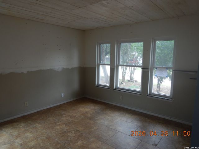4814 Roxton Ave, San Antonio, TX 78247