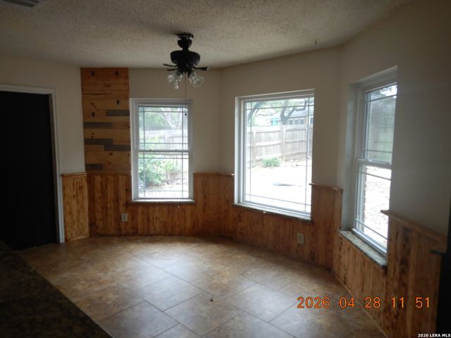4814 Roxton Ave, San Antonio, TX 78247