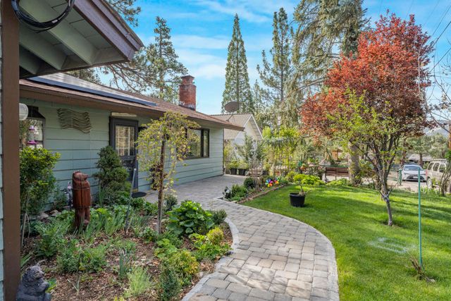 1018 Feather Mountain Drive, Big Bear, CA 92314