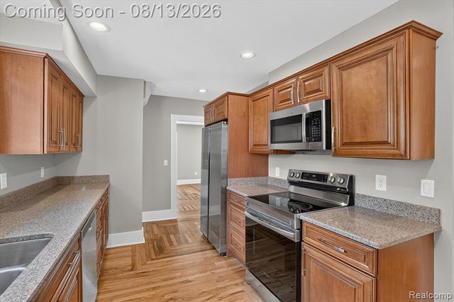 403 Ellen Street, Fenton, MI 48430