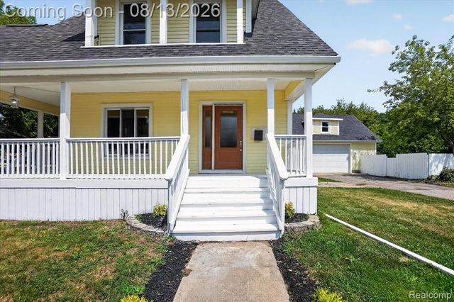 403 Ellen Street, Fenton, MI 48430