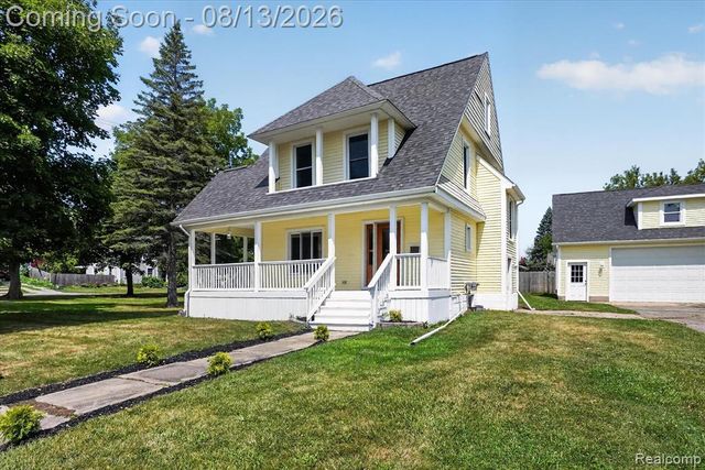 403 Ellen Street, Fenton, MI 48430