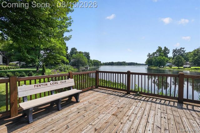 403 Ellen Street, Fenton, MI 48430