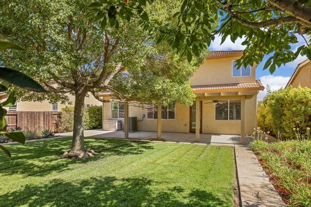 12999 Goldstone Ct, Lathrop, CA 95330