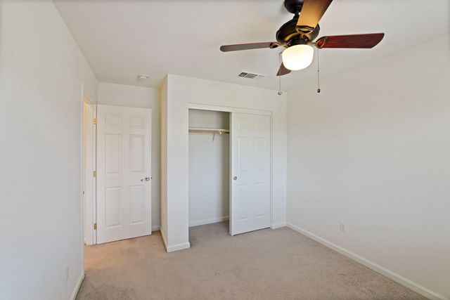 12999 Goldstone Ct, Lathrop, CA 95330