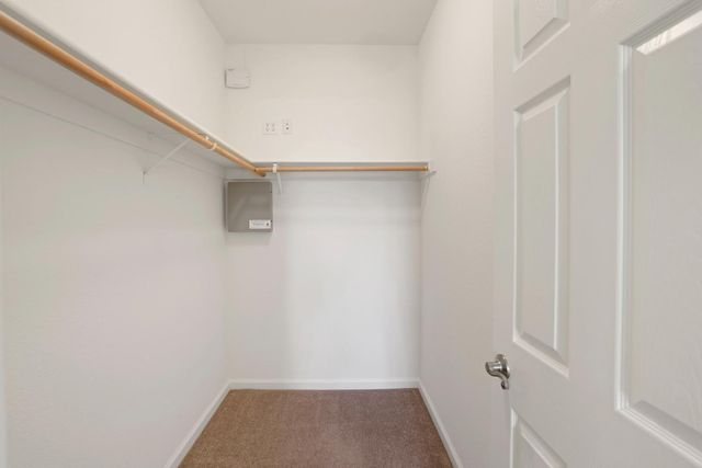 12999 Goldstone Ct, Lathrop, CA 95330