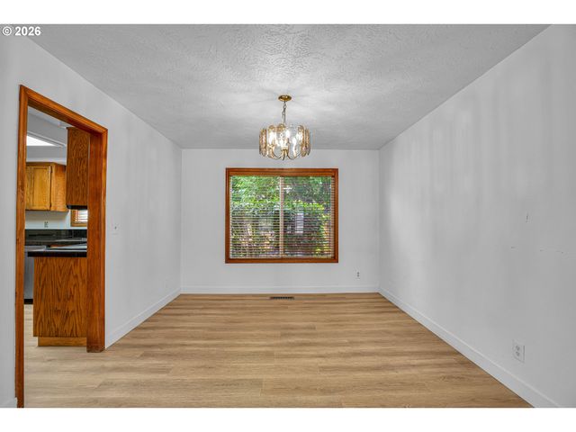 1510 Nw TOWLE Ter, Gresham, OR 97030