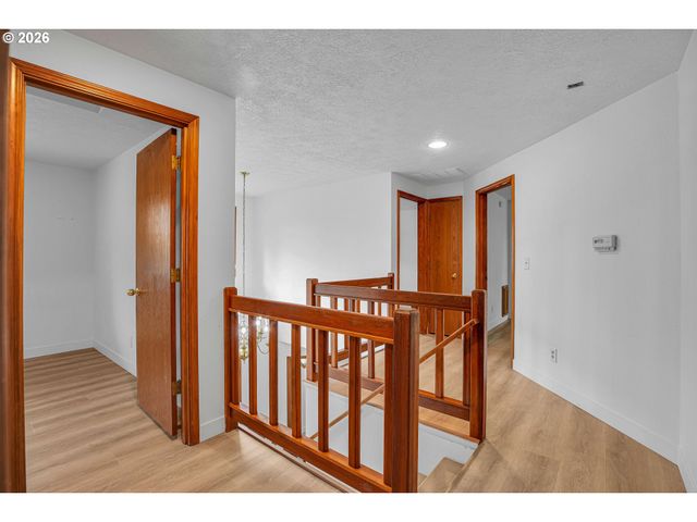1510 Nw TOWLE Ter, Gresham, OR 97030