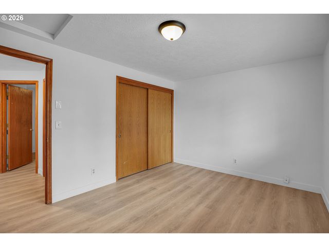 1510 Nw TOWLE Ter, Gresham, OR 97030