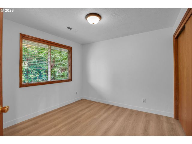 1510 Nw TOWLE Ter, Gresham, OR 97030