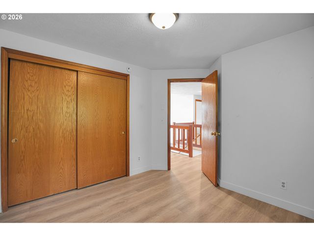1510 Nw TOWLE Ter, Gresham, OR 97030