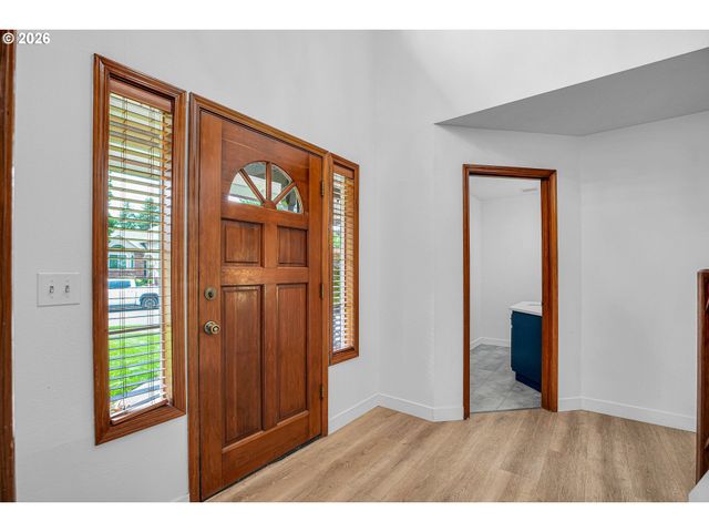 1510 Nw TOWLE Ter, Gresham, OR 97030