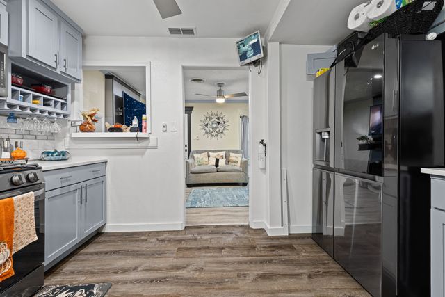 1000 Willow, Longview, TX 75602