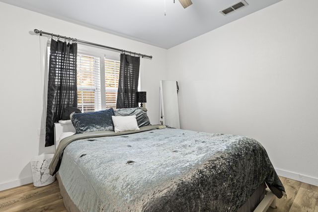 1000 Willow, Longview, TX 75602